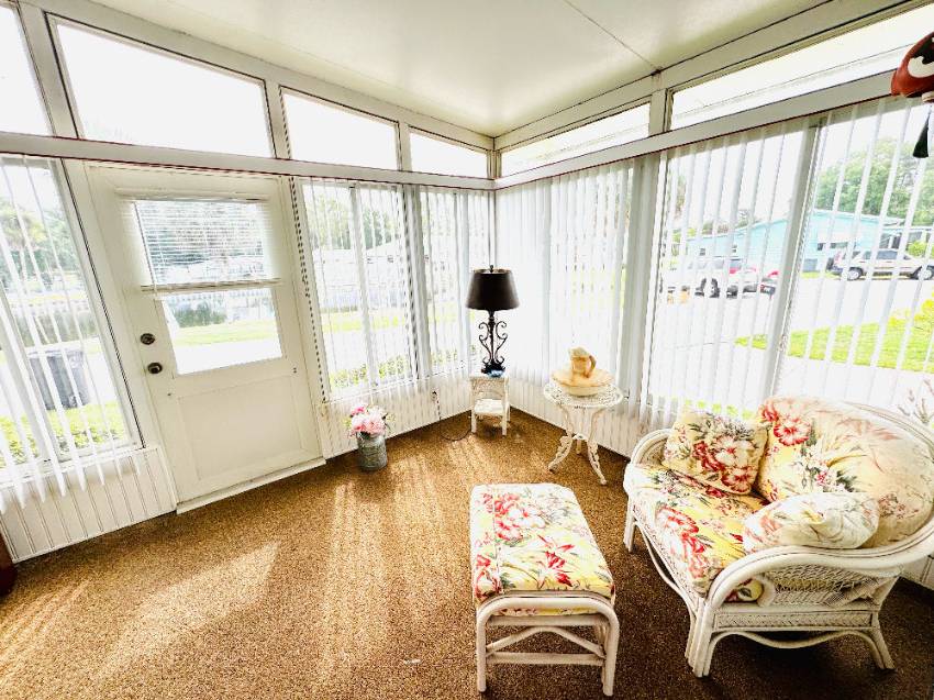 112 Sargasso Lane a Winter Haven, FL Mobile or Manufactured Home for Sale